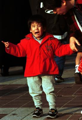 screaming boy in kamakura