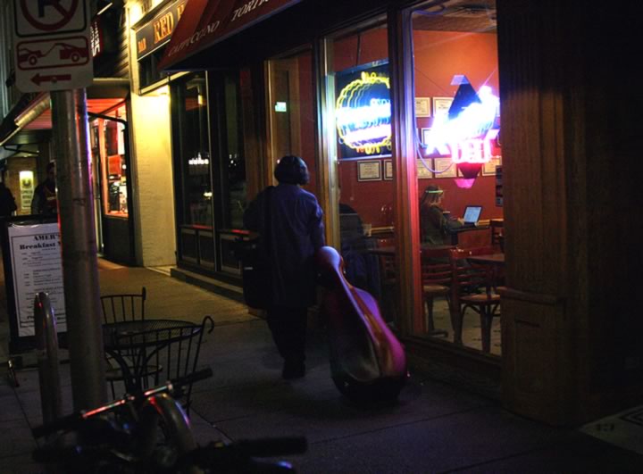 Dec. 13, 2004 - Cello player