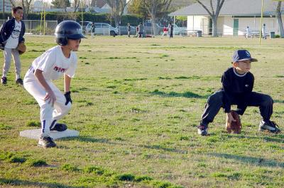 Runner on 3rd by Nee