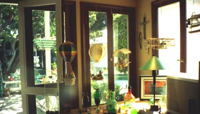u8/sukey/medium/1468118.deskwindow.jpg