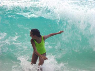 Ariane_body_surfing.jpg