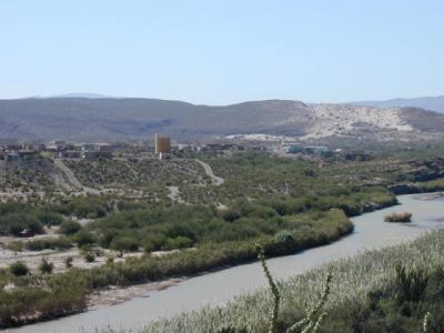 Mexico on left of Rio Grande