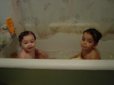 Leila and Cooper in the bath