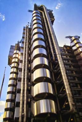London - Lloyds Insurance building (Renzo Piano & Richard Rogers) photo ...