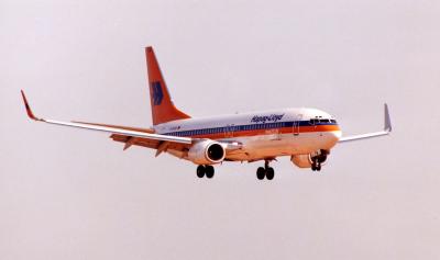 D-AHFW Hapag-Lloyd B737-8K5