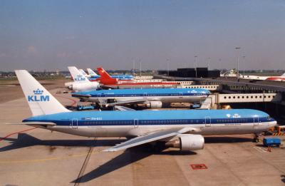 PH-BZI KLM B767-306ER