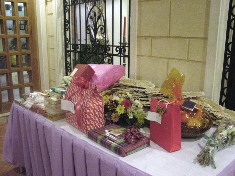 Gift table