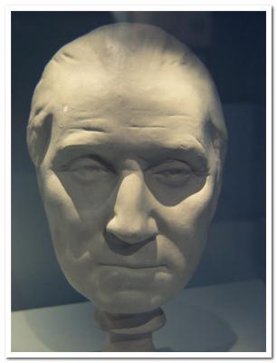 George Washington...living mask...only one known of him.