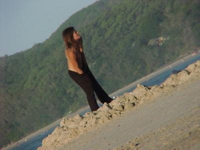 what is she looking for???????????something in her p....???