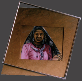 India_younggirl_pink.jpg