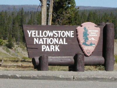 Yellowstone National Park sign 9-10-02.JPG