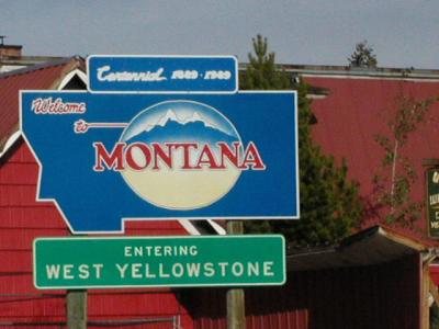 Welcome to Montana sign 9-12-02.JPG