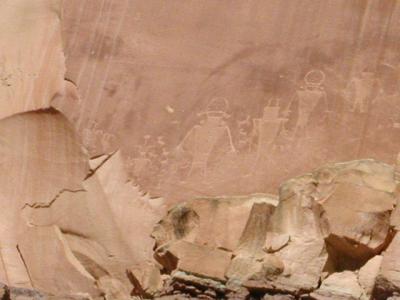 Petroglyphs in Utah, 9-14-02..1.JPG