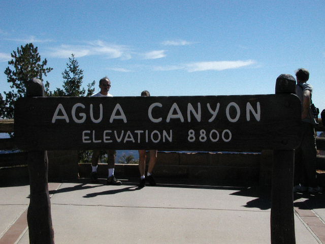 Bryce Canyon National Park Agua Canyon sign  9-15-02.JPG
