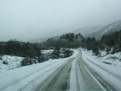 Camino a Hua Hum, mucha nieve