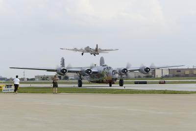 B-17 and B-24 Visiting North Texas in 2002