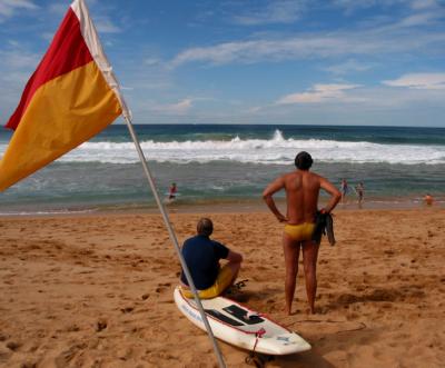 Two waiting for surf