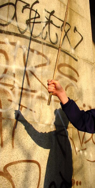 Sticking it to Graffiti....... Fremiet