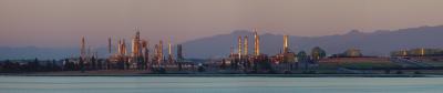 u9/stfchallenge/medium/4004756.refineryatdusk.jpg