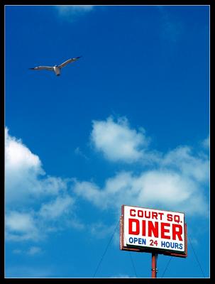 Guess who's coming for DINER