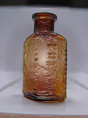 u9/stfchallenge/medium/7167550.bottlepoison1plasticwrap.jpg