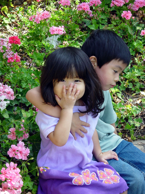 <p align=center><b>Siblings</b><br><font size=1> by LindyLoo</font></p>-10th Place Exhibition