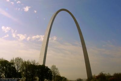 StLouis-GatewayArch1.jpg