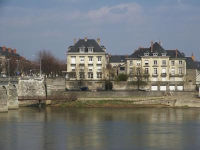 The Loire,  - April 2002