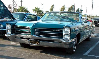 1966 Pontiac Bonneville - 2nd Walmart show March 1, 2003