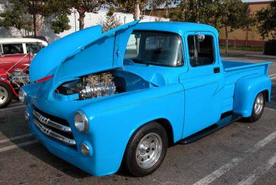 1955 Dodge pickup packin' heat - Fuddruckers, Lakewood, CA weekly Sat. night meet