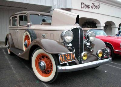1933 Buick  - donut derelicts Sat. morn. meet, Huntington Beach, CA