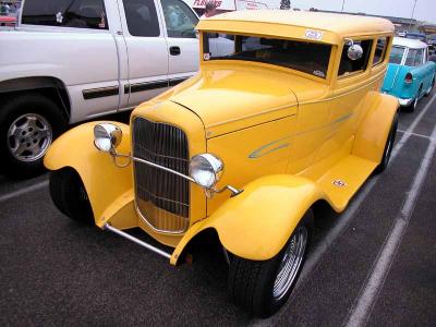 1930 or 1931 Model A Ford with 1932 grill   - donut derelicts Sat. morn. meet, Huntington Beach, CA