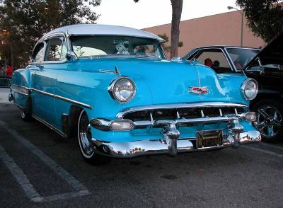 1954 Chevy - Fuddruckers, Lakewood, CA weekly Sat. night meet