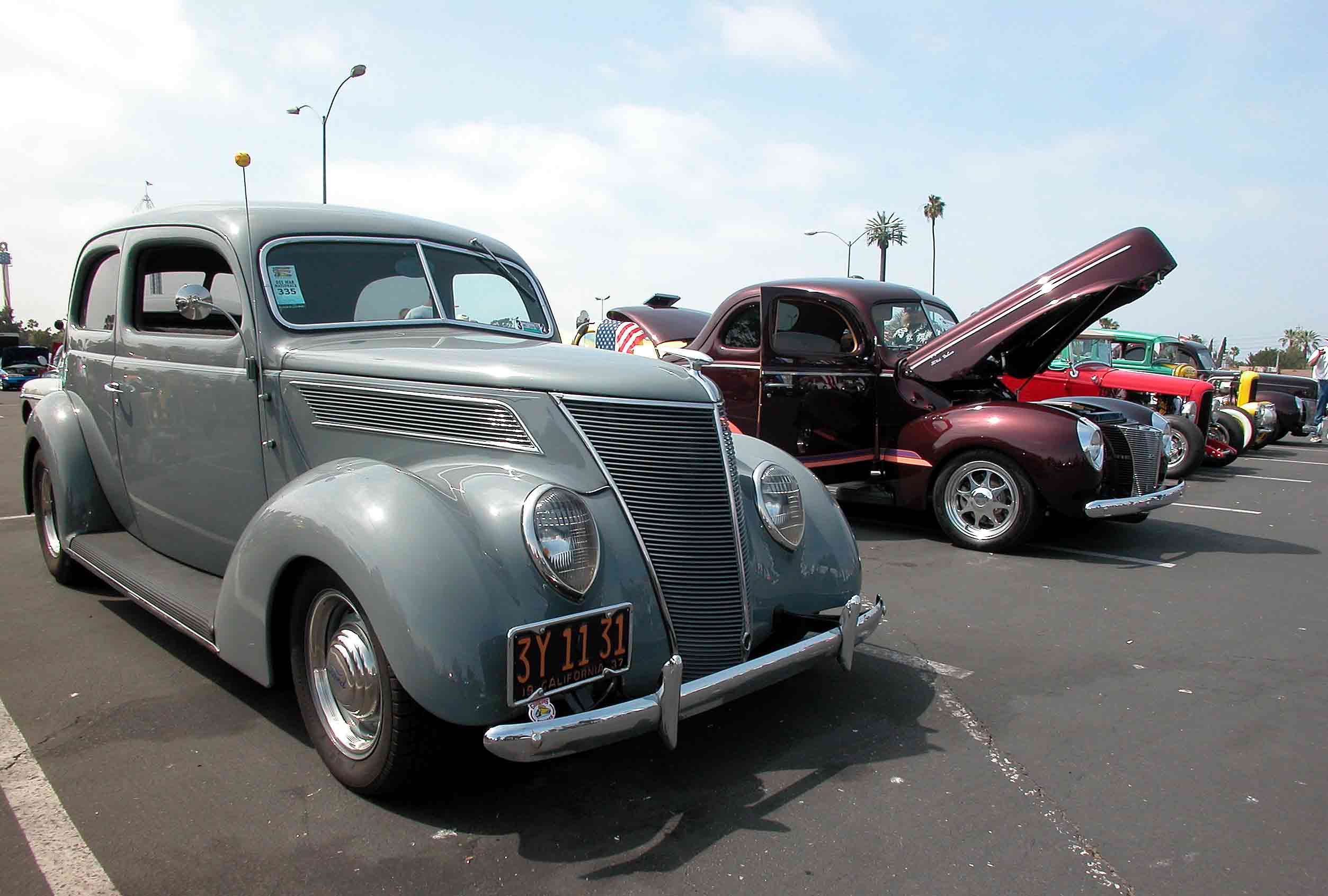 1937 Ford (forground)