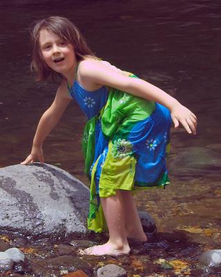 Sydney gets her feet wet