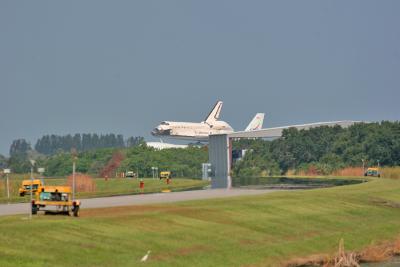 Discovery & 747 Landed at KSC