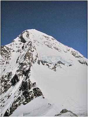 Peak Monch at Jungfraujoch