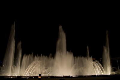 Singing fountains (Поющие фонтаны)