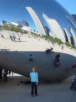 Rebecca in front of Cloud Gate sculpture