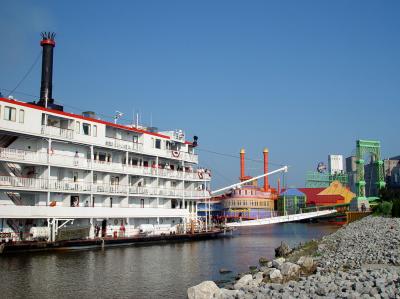 The Mississippi Queen Docking at Alton (Argosy Casino in Background)