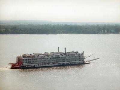 The Mississippi Queen going up-river at Alton