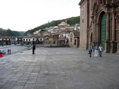 plaza-de-aemas-Peru