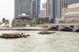 Merlion Park in the background (PICT0259.jpg)