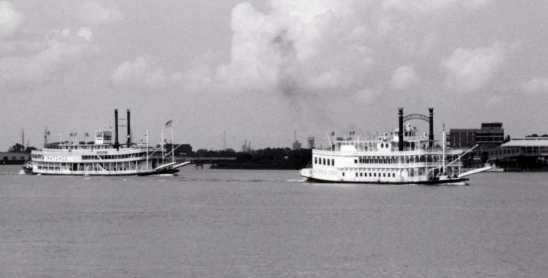 Natchez & Creole Queen