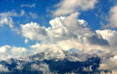 Pikes Peak in clouds