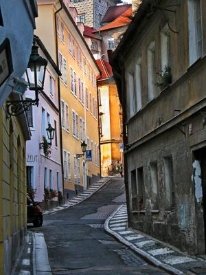 A narrow Prague street