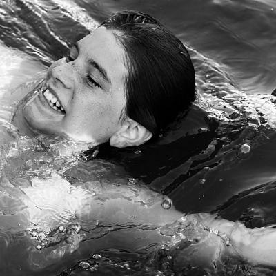 [3rd equal] Body Light Water Motion (Holger)