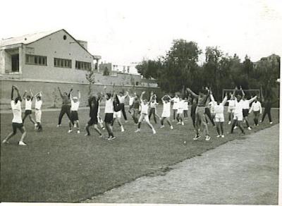 7th grade gym class.JPG