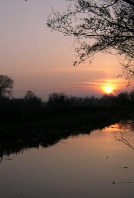 Sunset on the Montgomery Canal near Maesbury