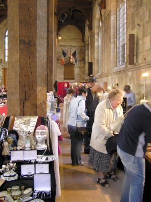 York-Isle Stalls